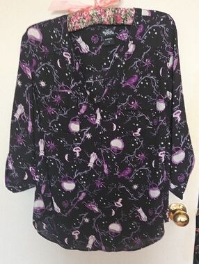 torrid Disney Hocus Pocus Black Blouse with Purple Celestial Print